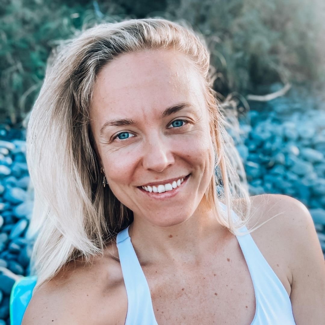 review-yin-yoga-jennifer-raye-betine